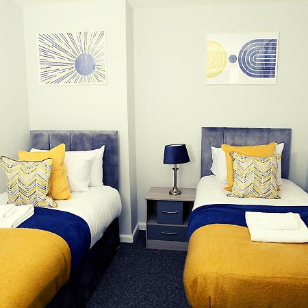 3-Bed House With Parking Near London O2 Apartment Exterior photo
